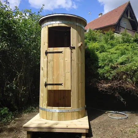 Appartamento Chaleureux à Louâtre Avec Piscine Partagée Louatre