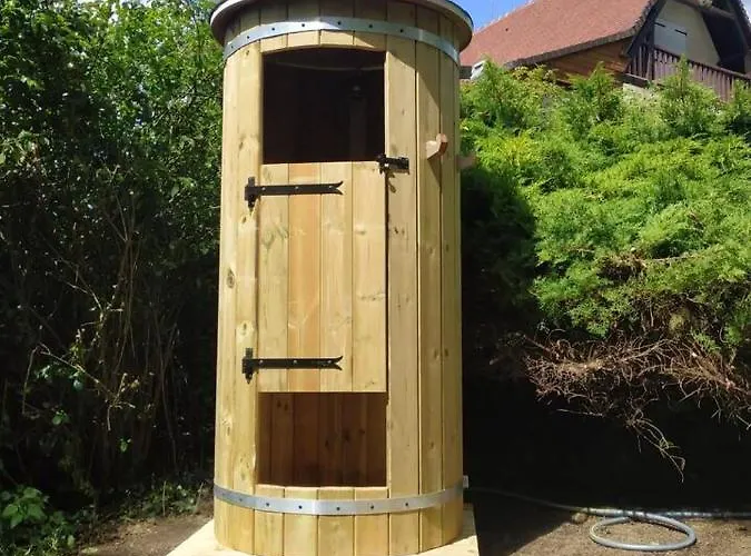 Chaleureux à Louâtre Avec Piscine Partagée * Louatre