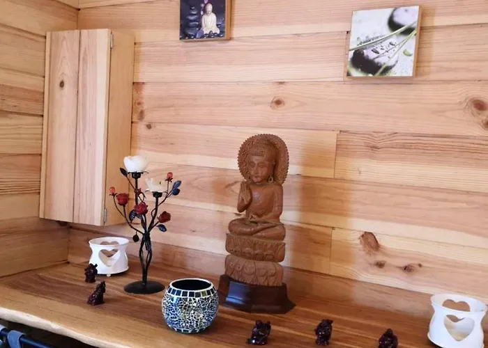 Chaleureux à Louâtre Avec Piscine Partagée * Louatre